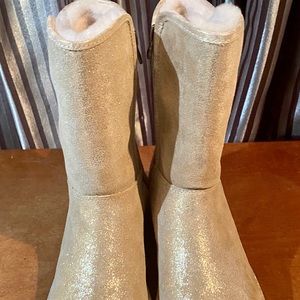 Authentic Uggs Mid-Calf Boots!